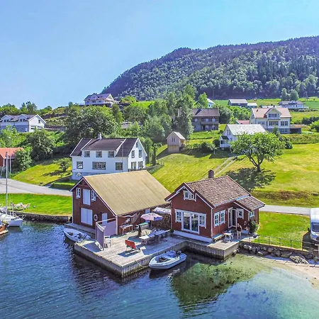 別荘 3 Bedroom Front In Erfjord