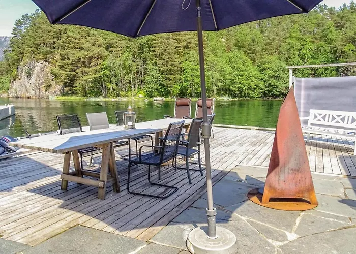 Awesome In With Kitchen Hébergement de vacances *